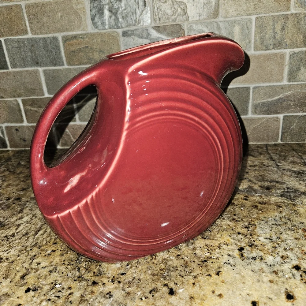 Fiesta Disc Pitcher Maroon Red Glaze Splotchy  Drink Fiestawear Fiestaware